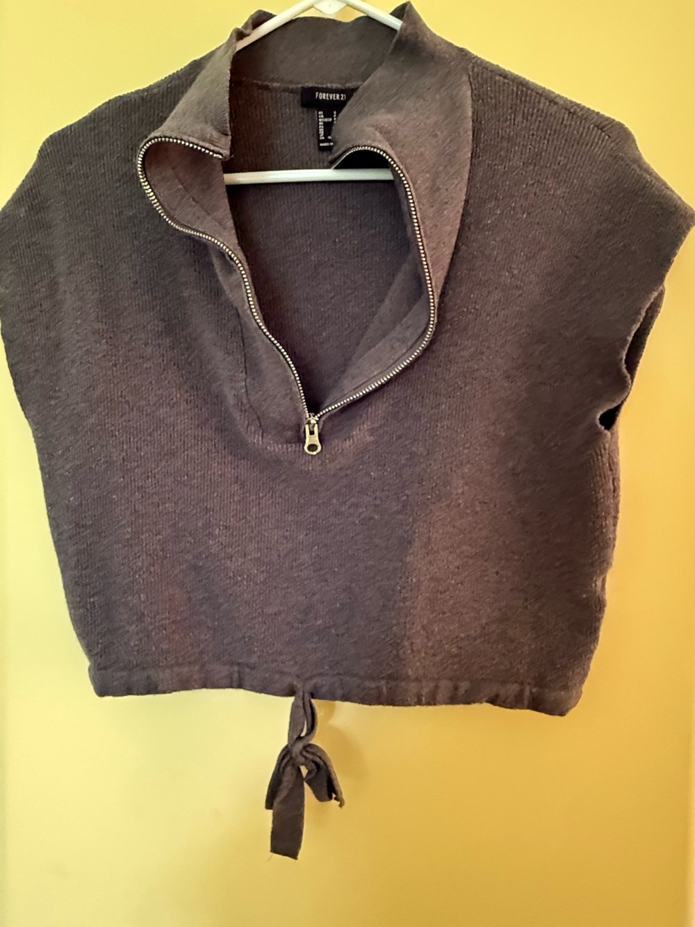 Forever 21 Women's Zip Front Cropped Knit Top - grey